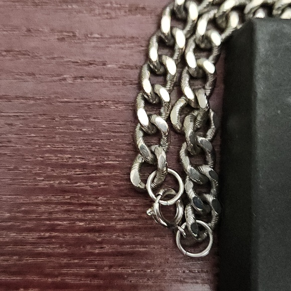 Lion head Razza black and silver plated necklace - Picture 4 of 8